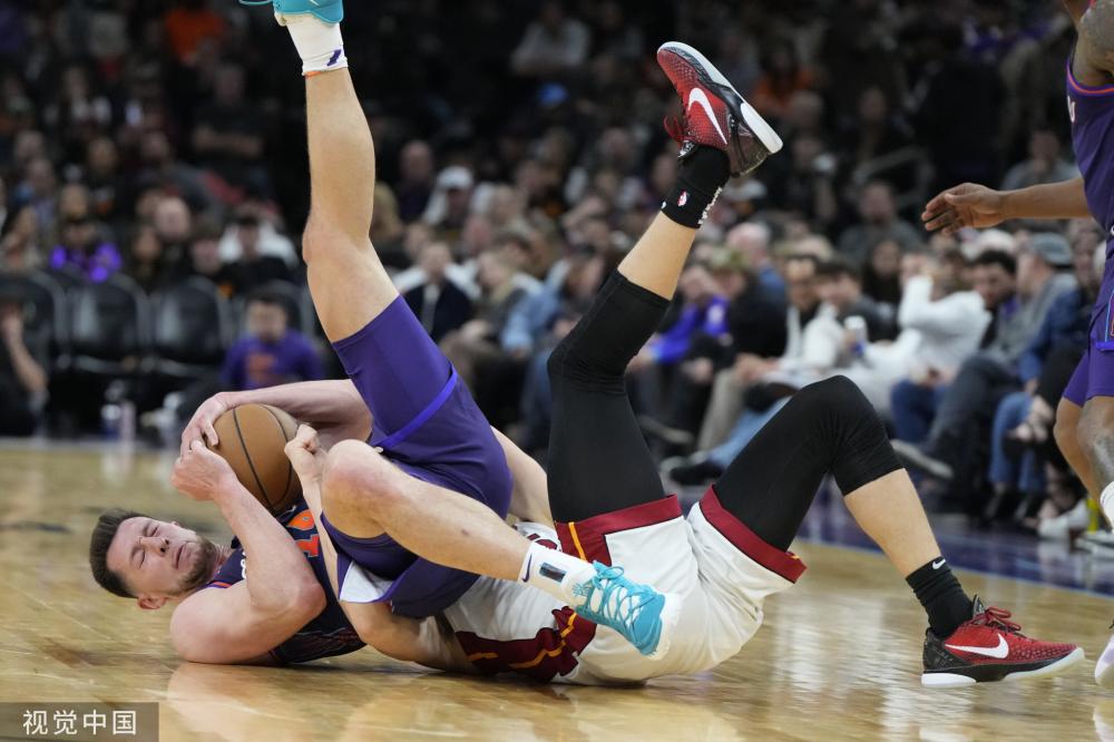 這些球員抱 這些球員抱